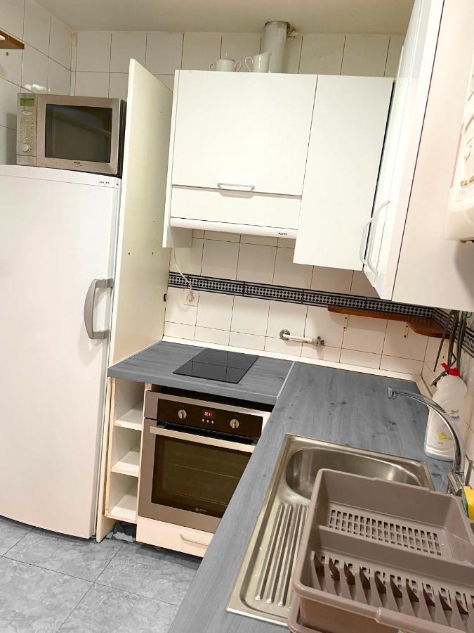 Sol Montera & Parking Tph Bed & Breakfast Madrid Exterior photo