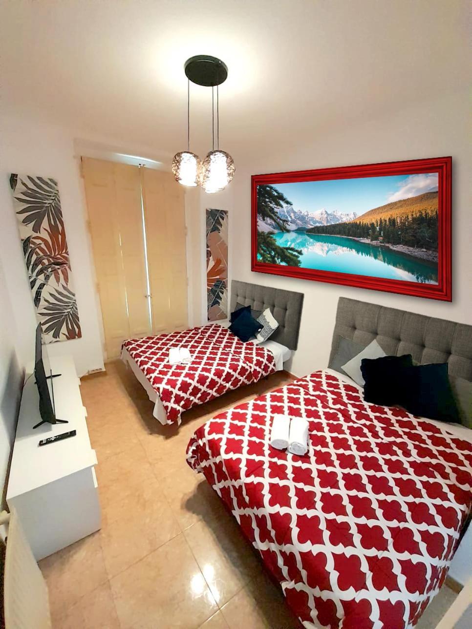 Sol Montera & Parking Tph Bed & Breakfast Madrid Exterior photo